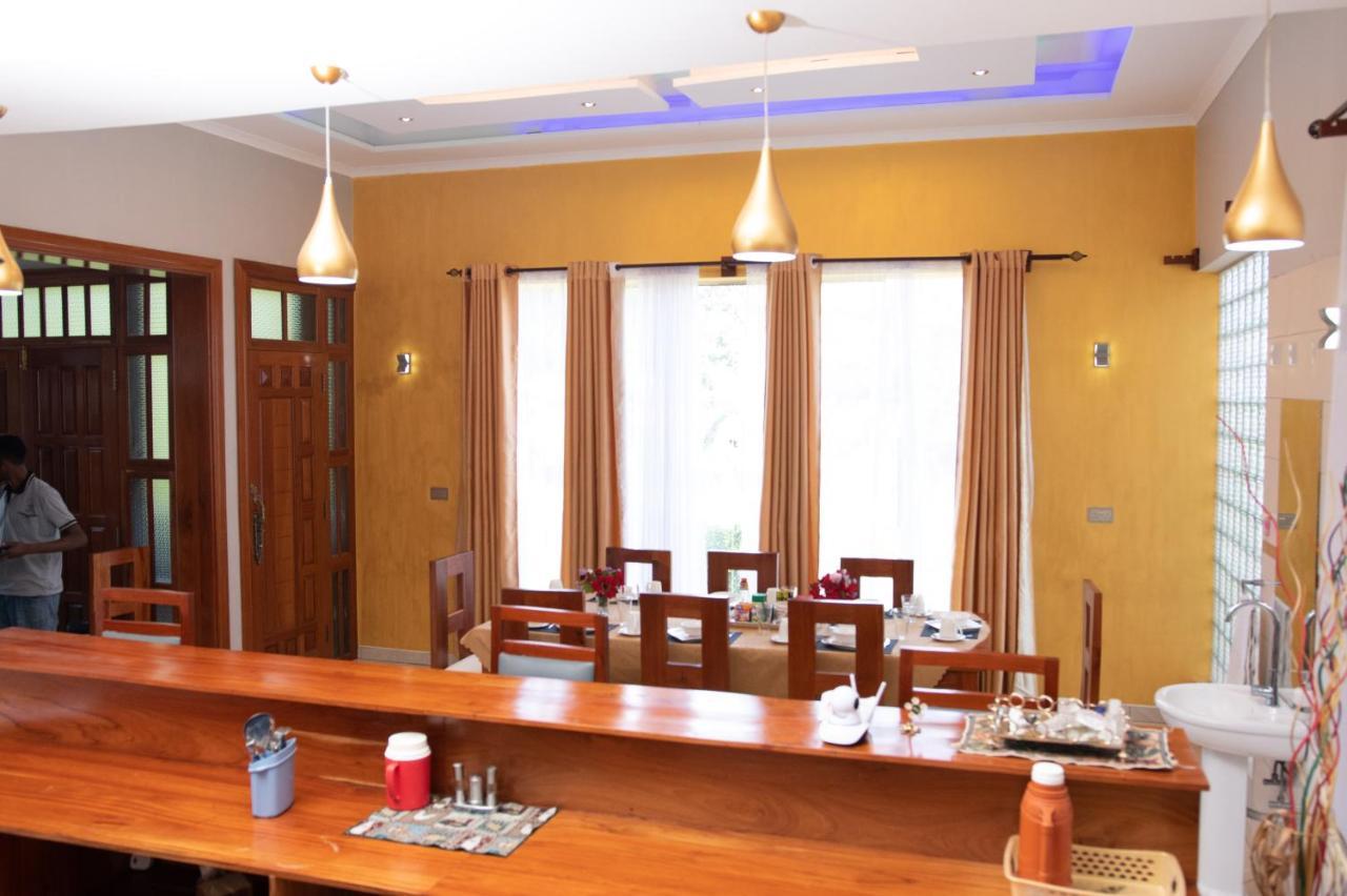 Arusha Royal Bed and Breakfast Buitenkant foto