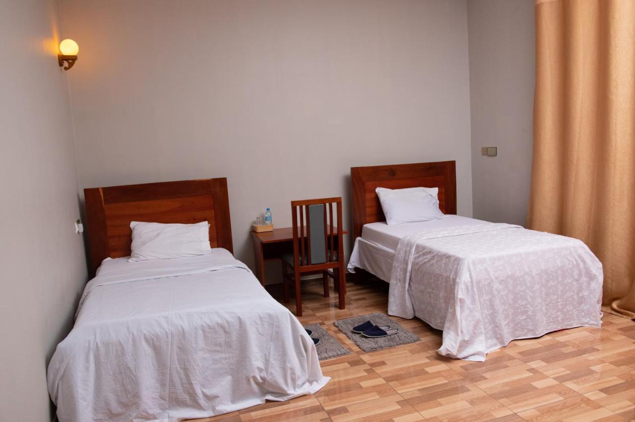 Arusha Royal Bed and Breakfast Buitenkant foto