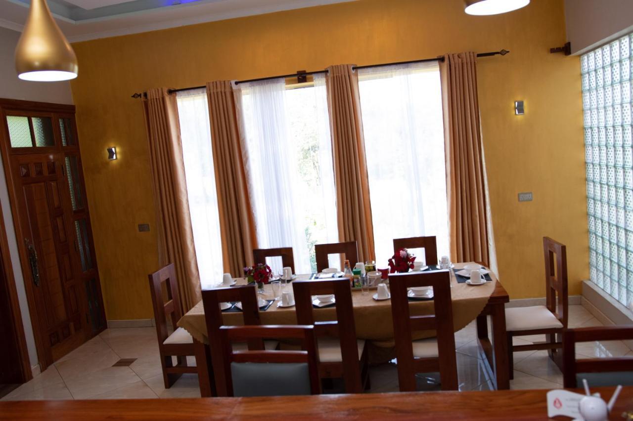 Arusha Royal Bed and Breakfast Buitenkant foto