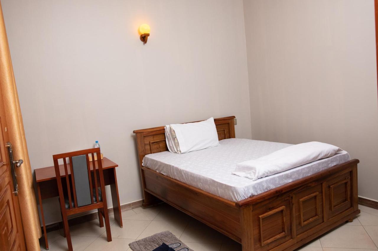 Arusha Royal Bed and Breakfast Buitenkant foto