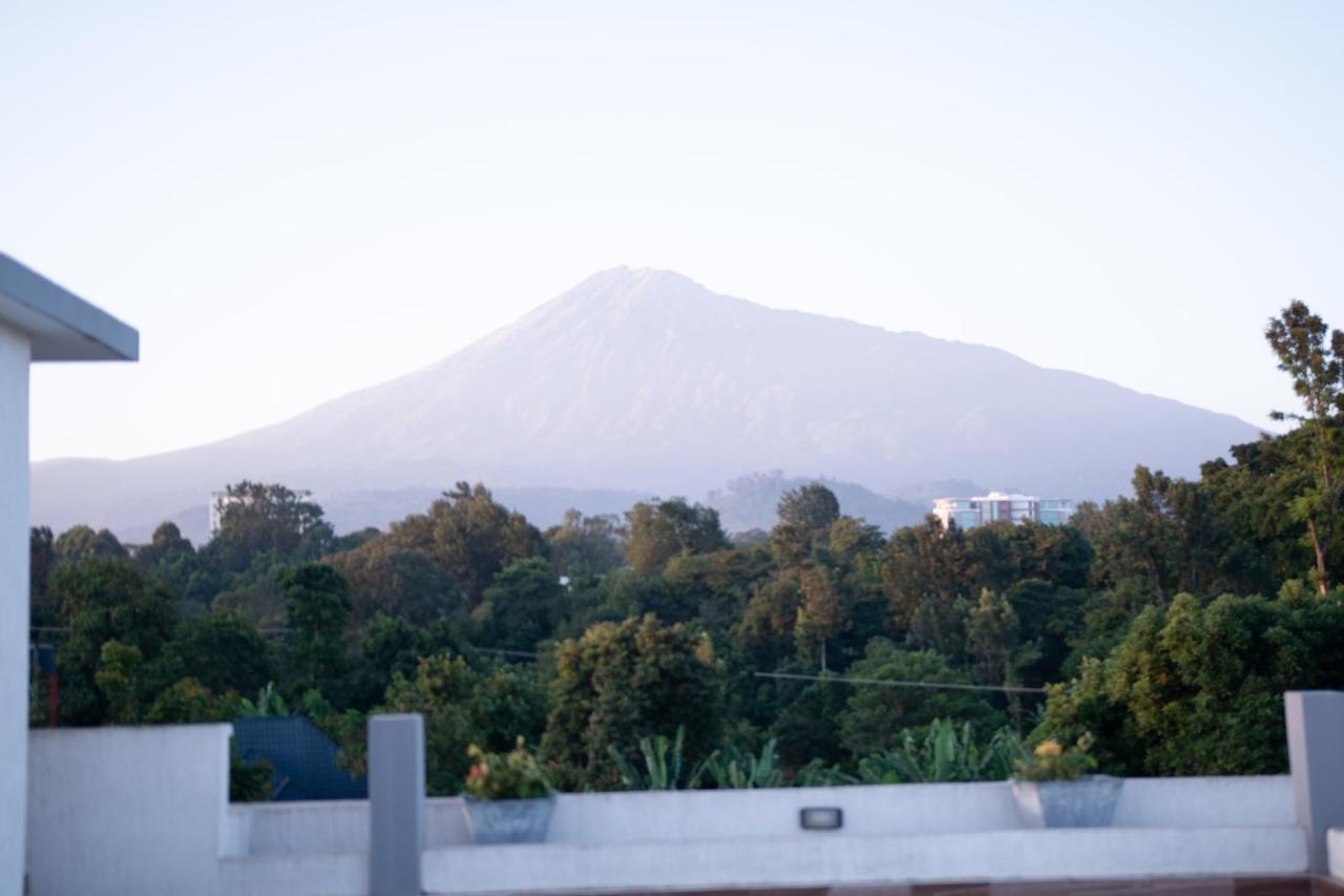Arusha Royal Bed and Breakfast Buitenkant foto